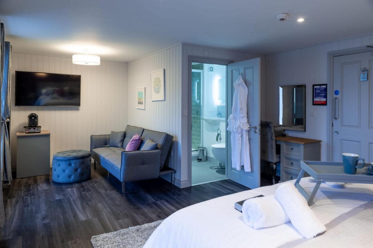 The Three Crowns B&B 플리머스 외부 사진