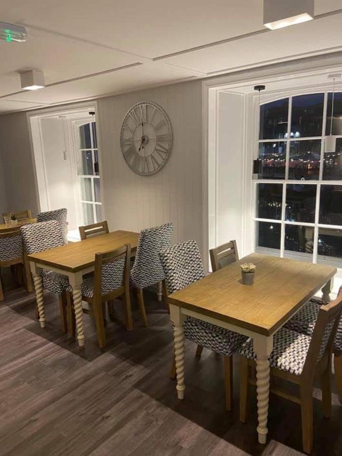 The Three Crowns B&B 플리머스 외부 사진